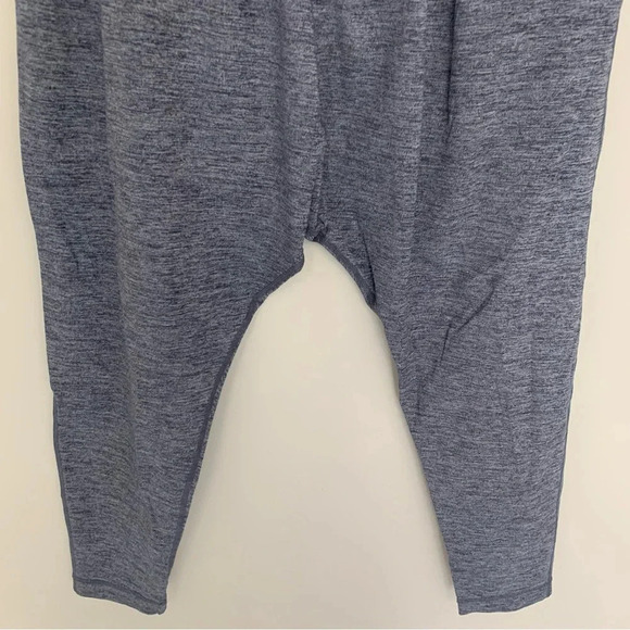Lululemon Heathered Blue/Grey  Harem Cropped High Rise Pants 4 - Picture 9 of 9